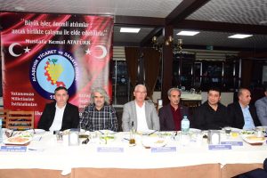 Alaşehir ESO Başkanı Ahmet KIYMIK Alaşehir TSO Başkanlığınca düzenlenen 